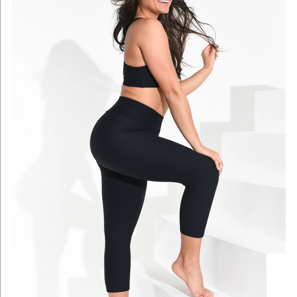 Booty by Brabants Black Croco Cropped Leggings